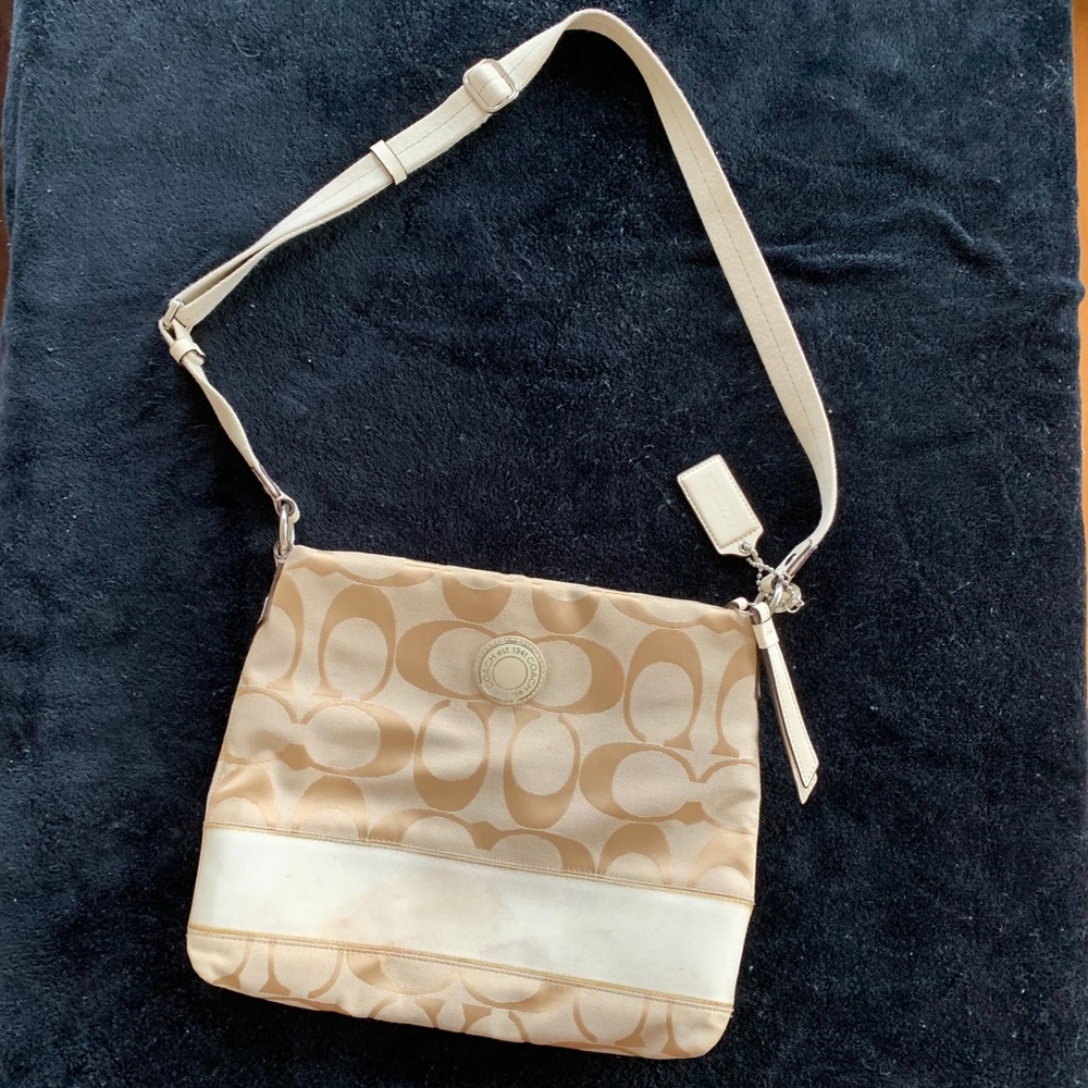Coach Crossbody in beige